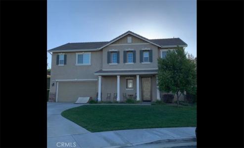 233 Drake Avenue, Beaumont, California 92223, USA