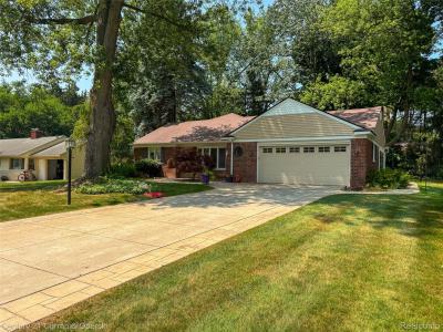 2210 Lancaster Road, Bloomfield Hills, Мичиган 48302, Соединенные Штаты