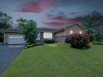 4 Cherokee, Pennington, New Jersey 08534