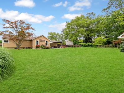 4 Cherokee, Pennington, New Jersey 08534