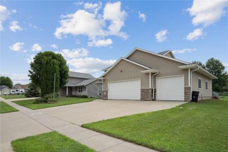 318 Crestview Drive, Center Point, Iowa 52213, Stati Uniti