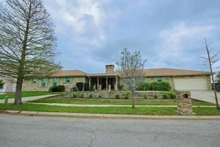 4631 ALBA Road, New Orleans, Louisiana 70129, USA