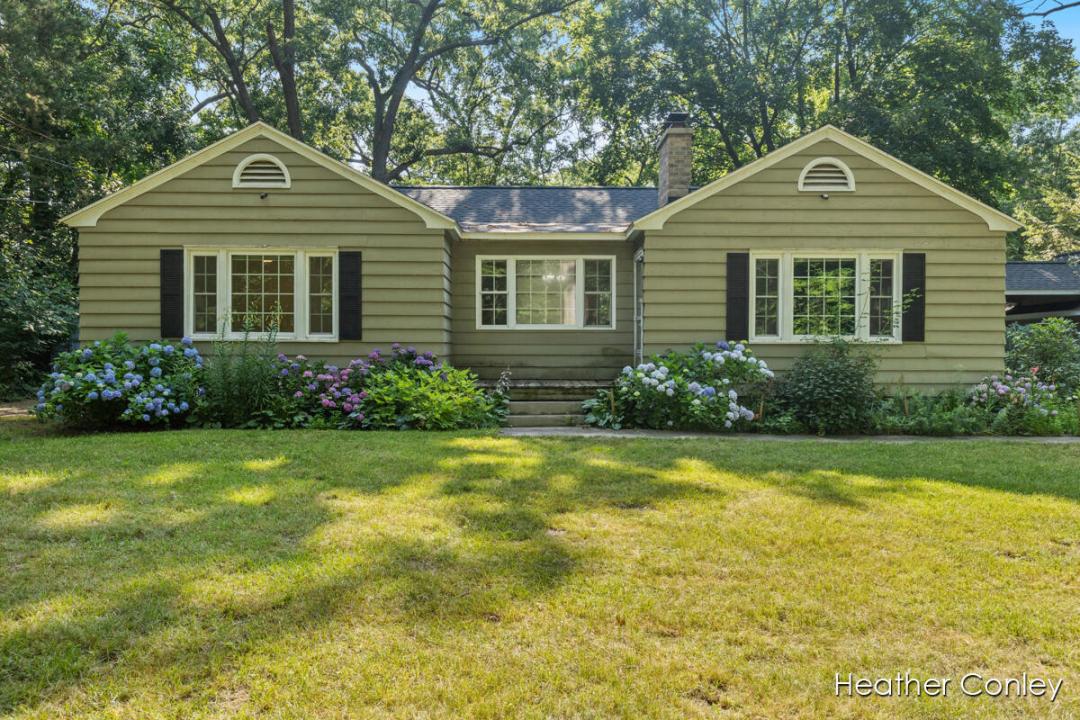 18086 N Fruitport Road, Spring Lake, Мичиган 49456, Соединенные Штаты