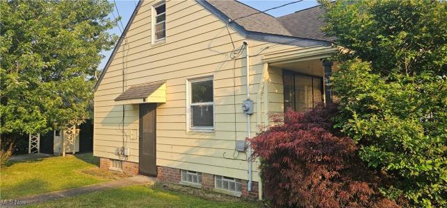 5025 Henry Street, Garfield Heights, Ohio 44125