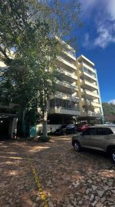 Los Laureles y Enrique Gandia , San Vicente, Asunción 00001, Paraguay
