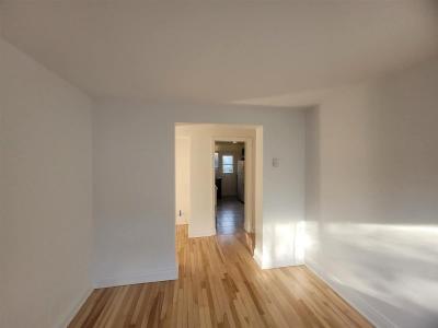 7847  Rue Durocher, Montréal (Villeray/Saint-Michel/Parc-Extension), Québec H3N 2A5, Canada