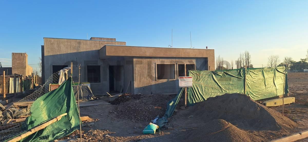 milcayac 2 , Maipú, Мендоса 5517, Аргентина