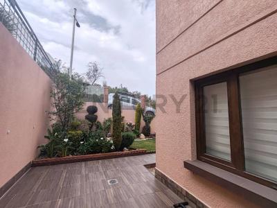 Calle Paseo Jardines y Av. Omar Torrijos 7, La Paz, La Paz 00001, בוליביה