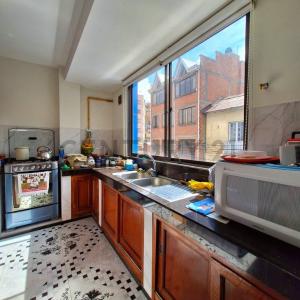 CALLE CALAMA ESQUINA GENARO SANJINEZ 1562, La Paz, La Paz NN, Боливия