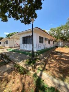 principal casa en Conj. Res. Aricagua, La Plaza De Paraguachí, Nueva Esparta 6324, Venezuela