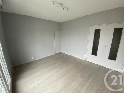Le Mans, País Do Loire 72000, França