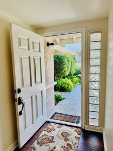 23593 Schooner Drive, Canyon Lake, California 92587, USA