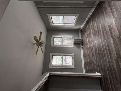 1011 Hemlock Street, Brooklyn, Nowy Jork 11208, USA