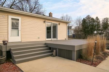 509 W 1st Street, Sumner, Iowa 50674, USA