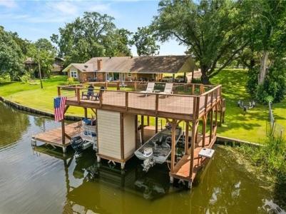 893 FISH HATCHERY Road, Natchitoches, לואיזיאנה 71457, ארצות הברית של אמריקה 