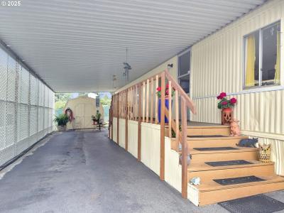 15765 HIGHWAY 101 8, Brookings, Oregon 97415, États-Unis