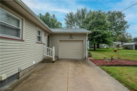 1774 Laurie Drive, Austintown, אוהיו 44511, ארצות הברית של אמריקה