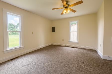 317 A Street, Charleston, Illinois 61920, Amerika Birleşik Devletleri