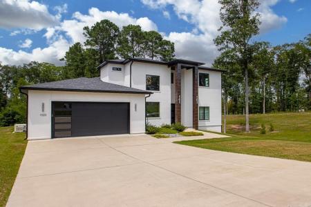 1020 Hunter Lee Drive, Bryant, Arkansas 72022, USA