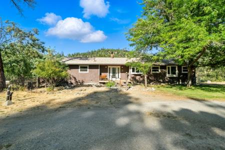 61 Chief George Meadow, Lewiston, カリフォルニア 96052, アメリカ合衆国