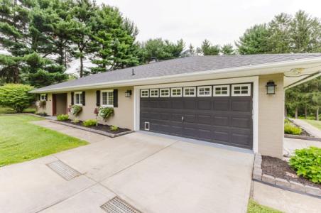 5682 Wylie Ridge Road, New Cumberland, West Virginia 26047