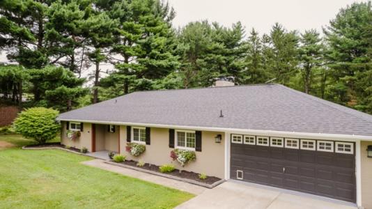 5682 Wylie Ridge Road, New Cumberland, WV 26047, USA