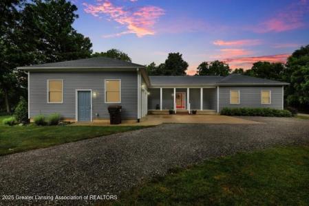 717 High Street, Charlotte, Michigan 48813, USA