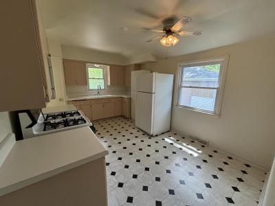 8021 W Mill Rd, Milwaukee, Wisconsin 53223, États-Unis