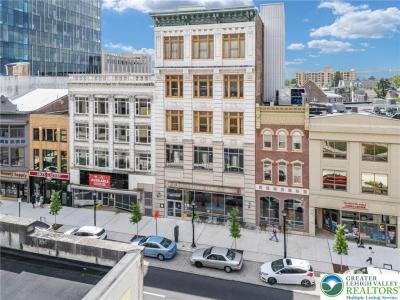 812 W Hamilton Street, Allentown City, Pennsylvania 18101, USA