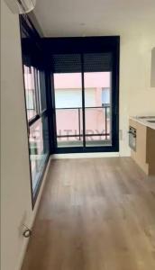 Tres Cruces, Montevideo 00001, Uruguai