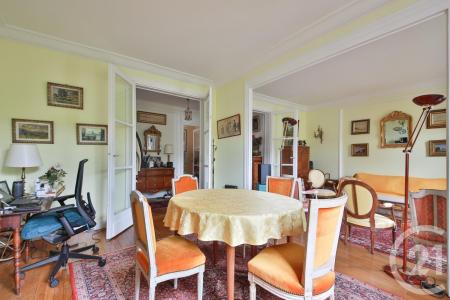 Paris, Île-de-France 75015, Pháp