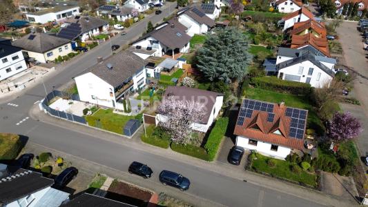 Neustadt, Rheinland-Pfalz 67435, Germany