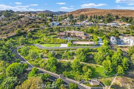 20303 Fairmont Bl, Yorba Linda, Калифорния 92886, Соединенные Штаты