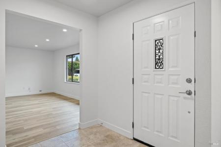 8 Margory Ct, Novato, 캘리포니아 94947, 미국