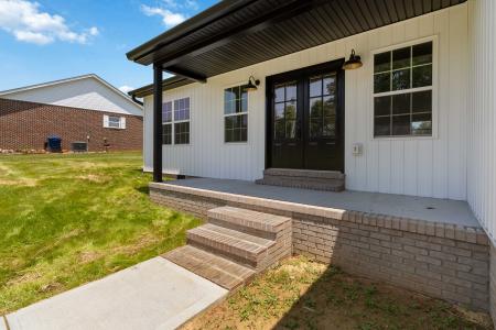 63 Hermosa Drive, Somerset, Kentucky 42503, USA