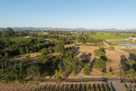 2220 Oakwild Ln, Santa Rosa, California 95401