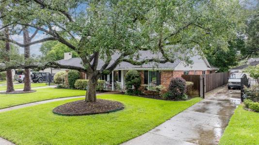 10014 Ella Lee Lane , Houston, Texas 77042, USA