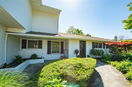 137 Melbury Road, Babylon, Нью-Йорк 11702, Соединенные Штаты
