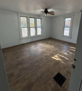 69 Lafayette Street, Waterloo, Iowa 50703, USA