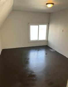 69 Lafayette Street, Waterloo, Iowa 50703, USA