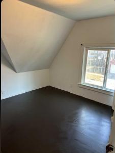 69 Lafayette Street, Waterloo, Iowa 50703, USA