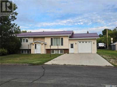 215 HEWARD STREET, Stoughton, Saskatchewan S0G 4T0, Canada