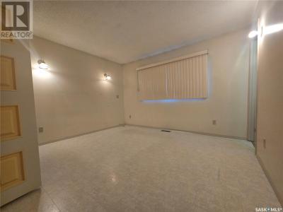 215 HEWARD STREET, Stoughton, 萨斯喀彻温省 S0G 4T0, 加拿大