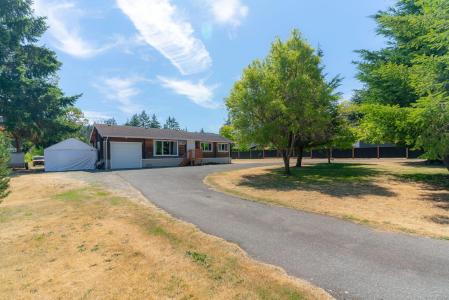 7425 LANTZVILLE RD, Lantzville, Colúmbia Britânica V0R 2H0, CANADÁ