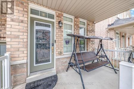 1526 DUSTY DRIVE, Pickering (duffin Heights), 安大略省 L1X 0C9, 加拿大