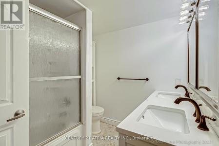 78 ST PATRICK STREET, Toronto (kensington-chinatown), Ontario M5T 3K8, Kanada