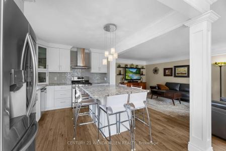 804 BEECH STREET W, Whitby, أونتاريو L1N 3B7, كندا