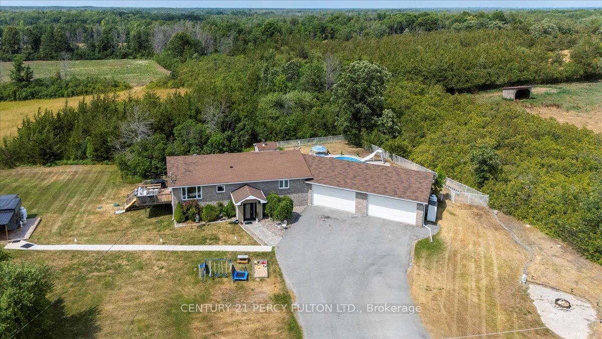 2121 ENRIGHT ROAD, Tyendinaga, Ontario K0K 2N0, Canadá