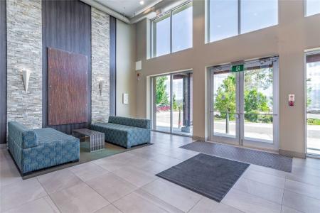 935 ACADEMY WAY, Kelowna, Colombia Británica V1V 3A9, Canadá