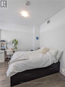 426 UNIVERSITY AVENUE, Toronto (kensington-chinatown), オンタリオ M5G 1S9, カナダ